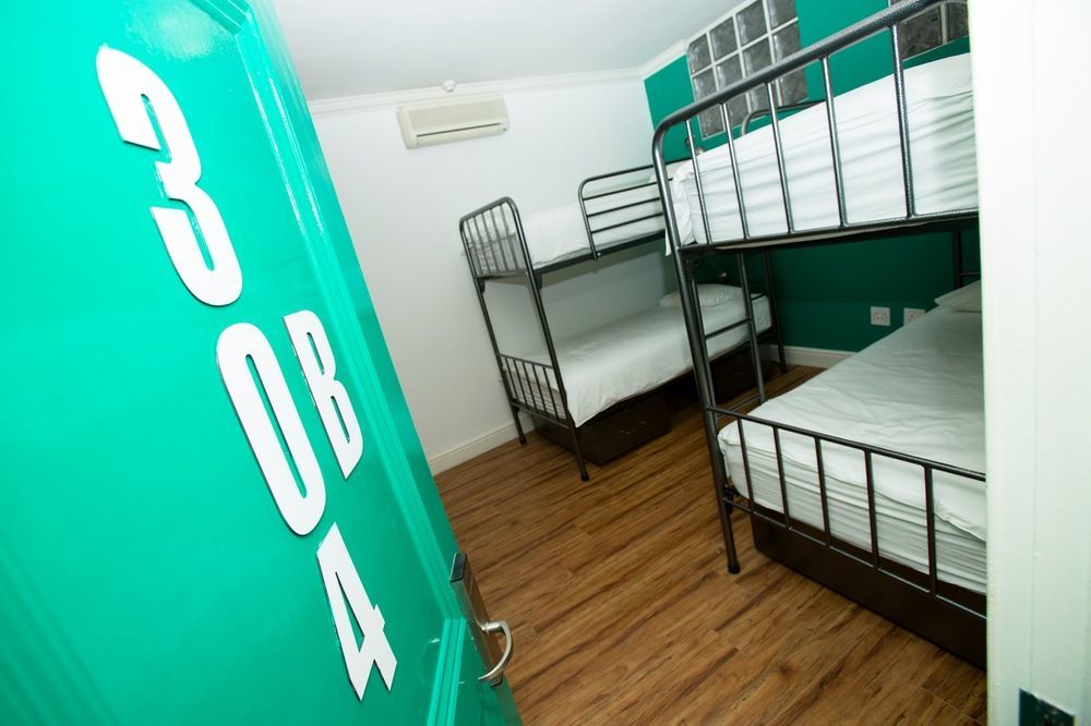 Never At Home Green Point Cape Town Exterior photo A typical room at the hostel