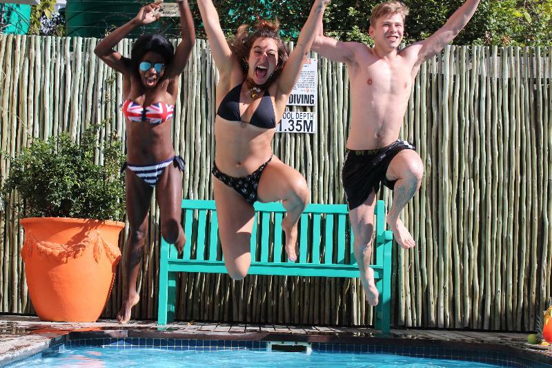 Never At Home Green Point Cape Town Exterior photo Swimming at the pool